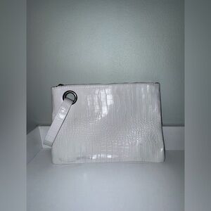 Elegant White Crocodile-Embossed Clutch